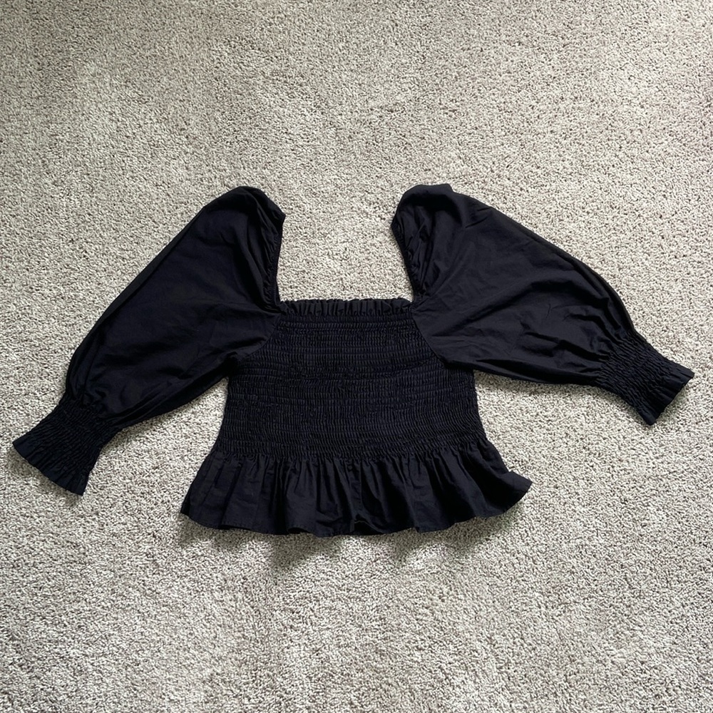 Zara • Black Balloon Sleeves Smocked Peplum Top